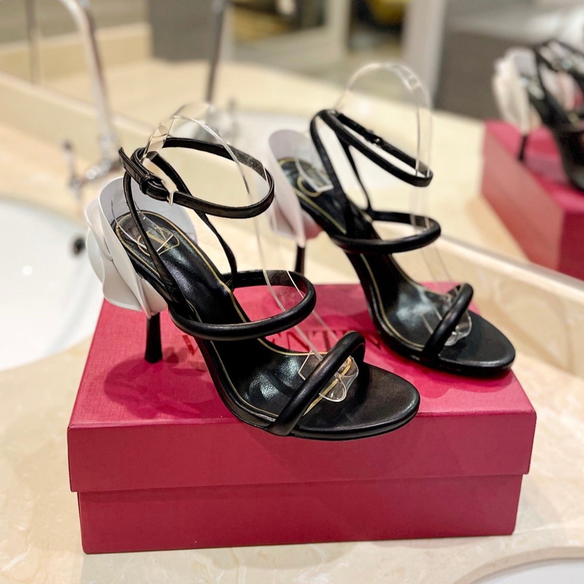 HIGH HEEL SANDAL 10 CM IN BLACK CALFSKIN - 35