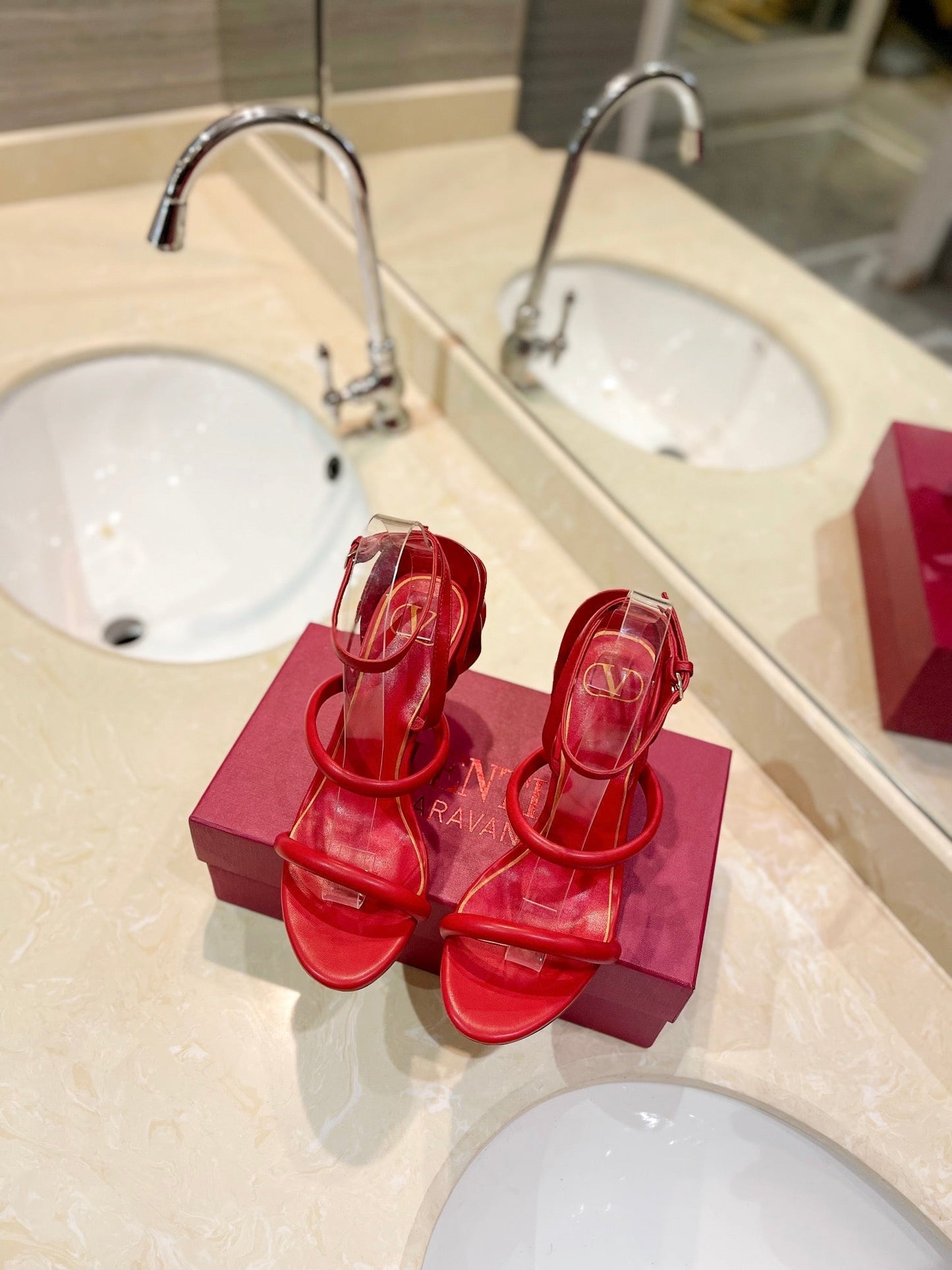 HIGH HEEL SANDAL 10 CM IN CHERRY RED CALFSKIN - 35