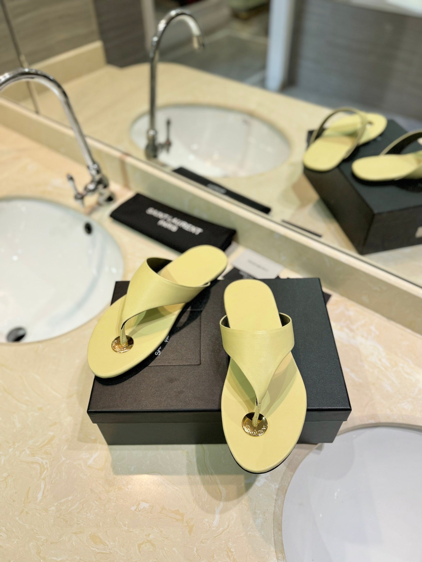 SL KOUROS THONG SANDALS PASTEL YELLOW CALFSKIN - 35