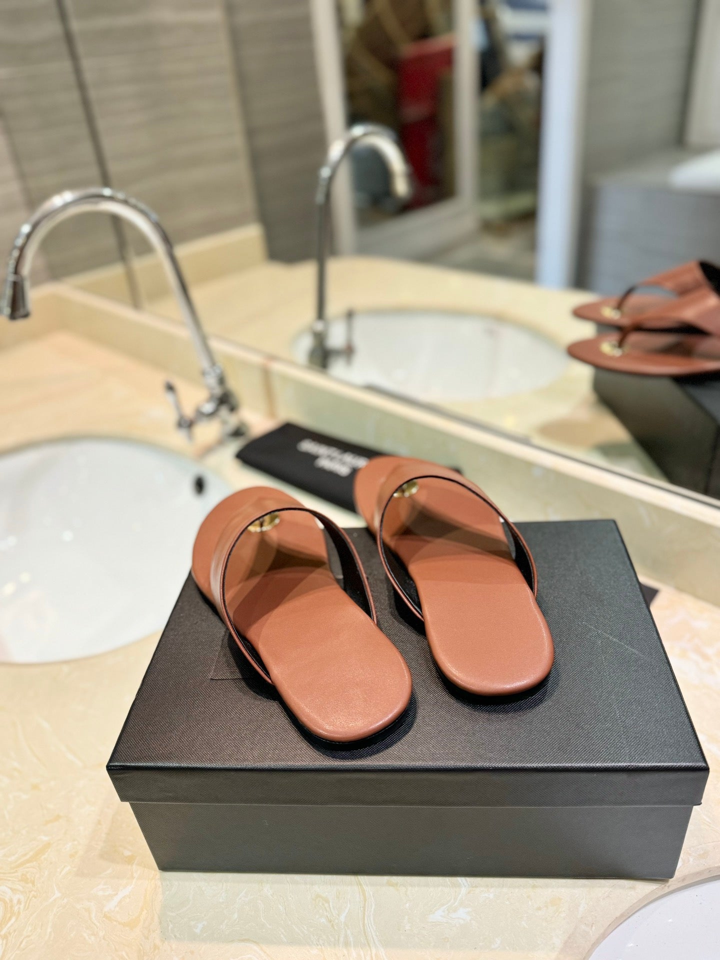 SL KOUROS THONG SANDALS BROWN CALFSKIN - 35