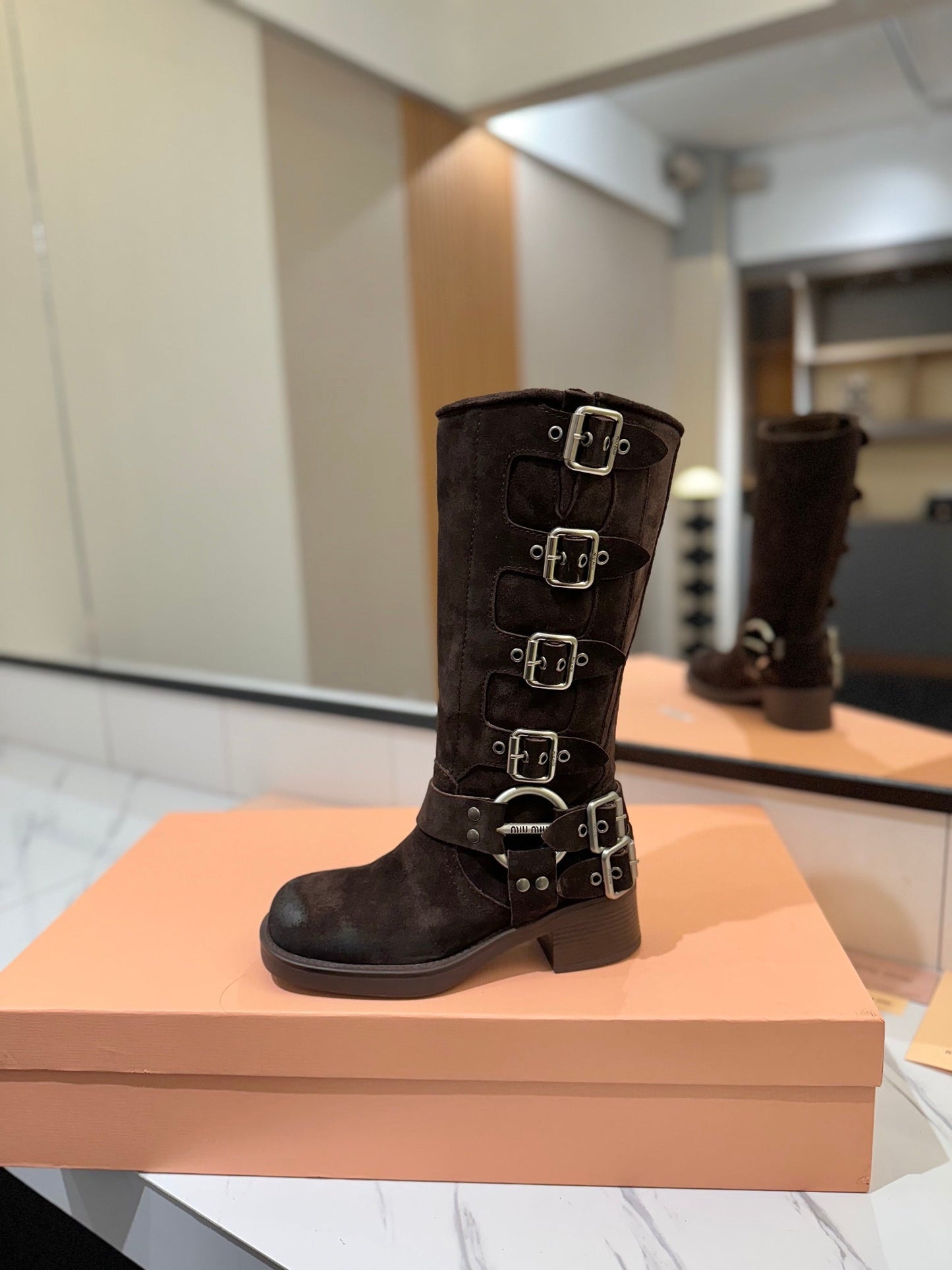 THICK-SOLED BUCKLE BOOTS IN BLACK SUEDE - 35