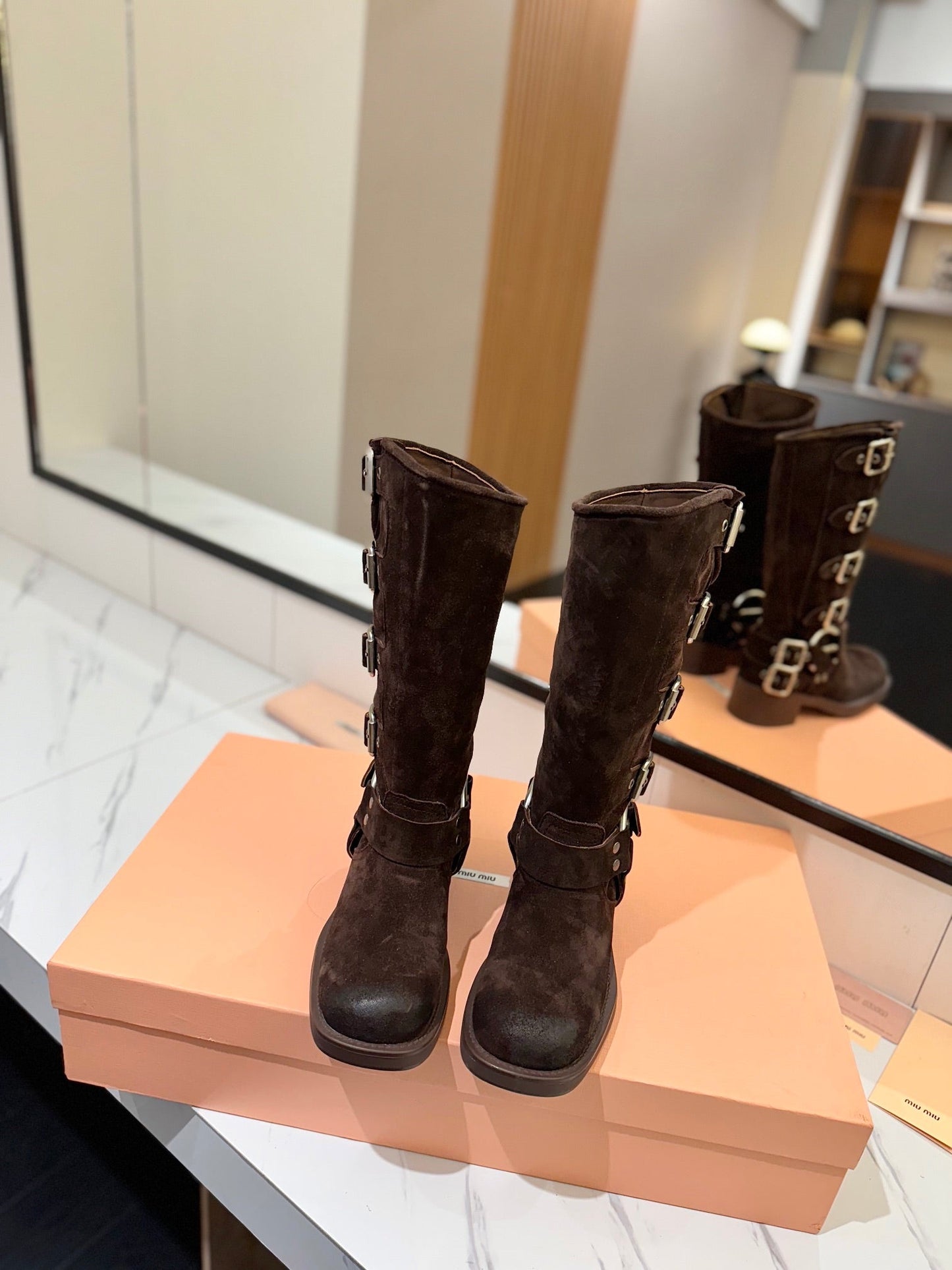 THICK-SOLED BUCKLE BOOTS IN BLACK SUEDE - 35