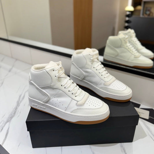 MID-TOP SNEAKERS IN WHITE PERFORATED LAMBSKIN - 35