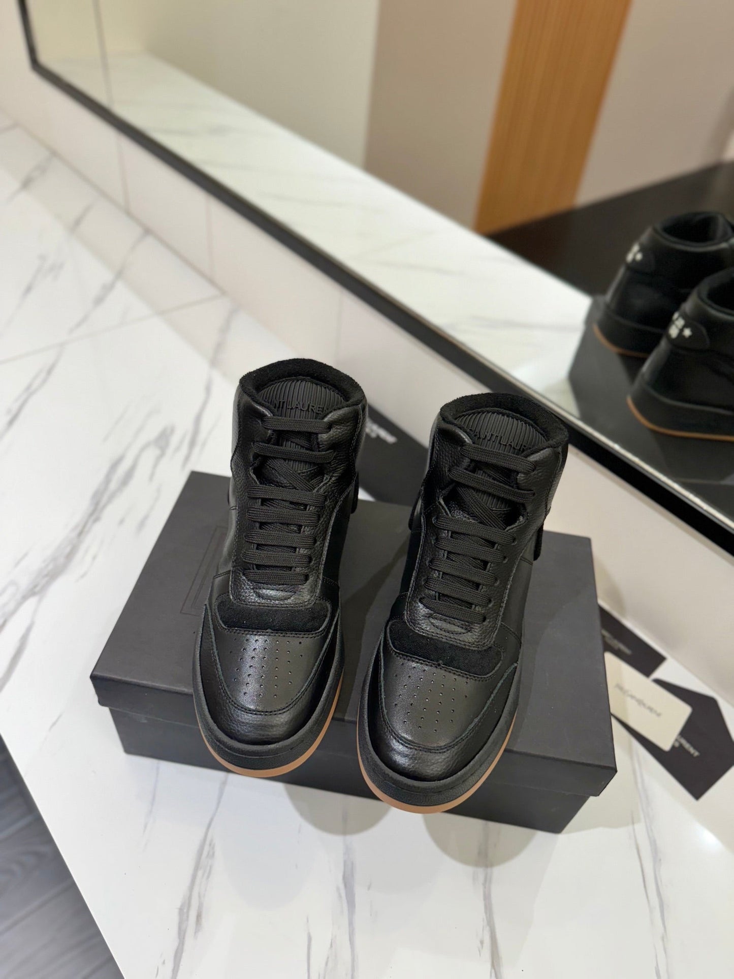 MID-TOP SNEAKERS IN BLACK PERFORATED LAMBSKIN - 35
