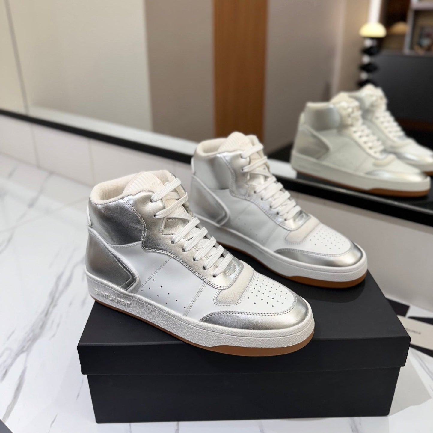 MID-TOP SNEAKERS IN SILVER MIX WHITE LAMBSKIN - 35