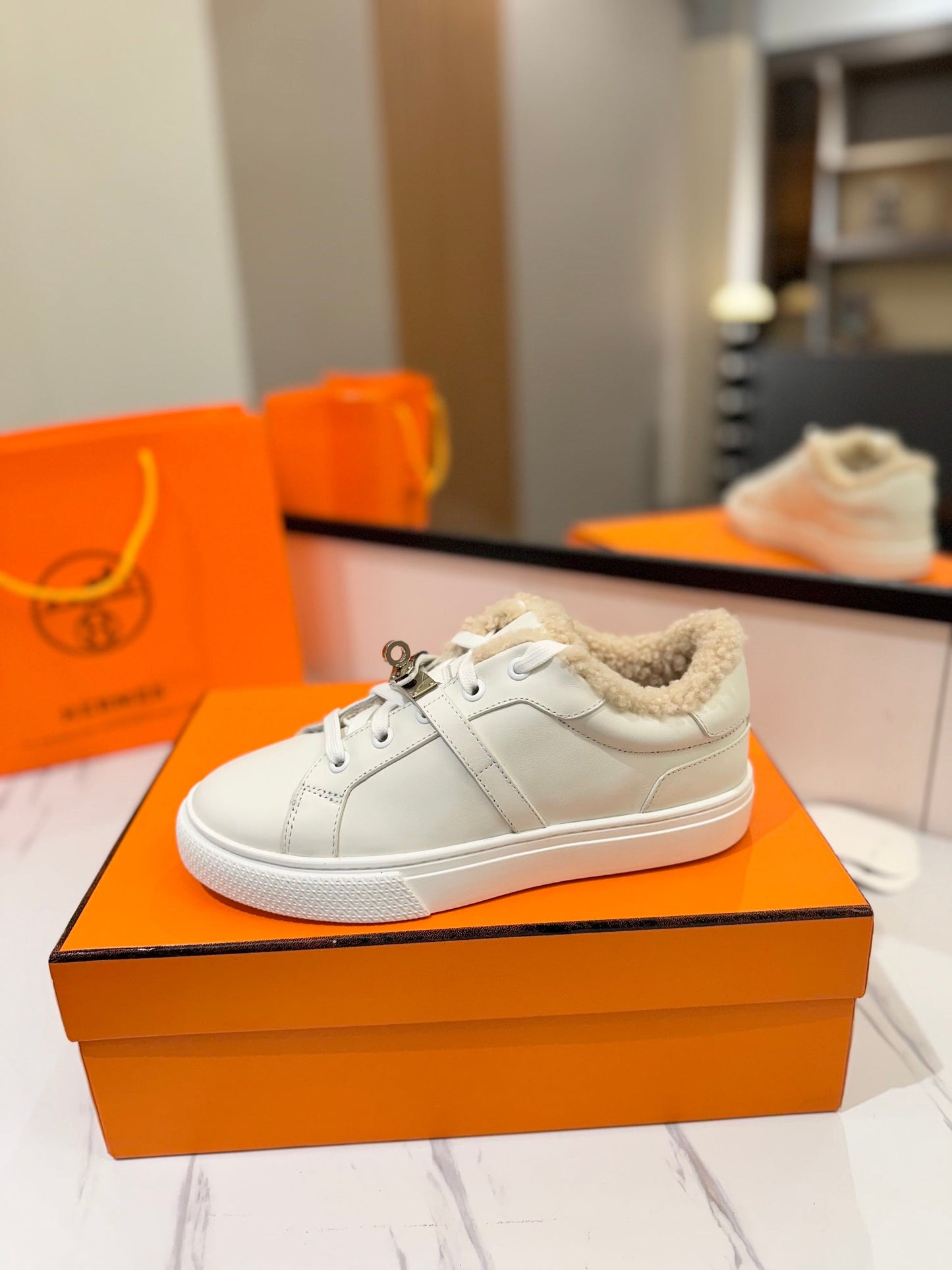 DAY SNEAKER IN WHITE CALFSKIN AND FLEECE LINING - 35