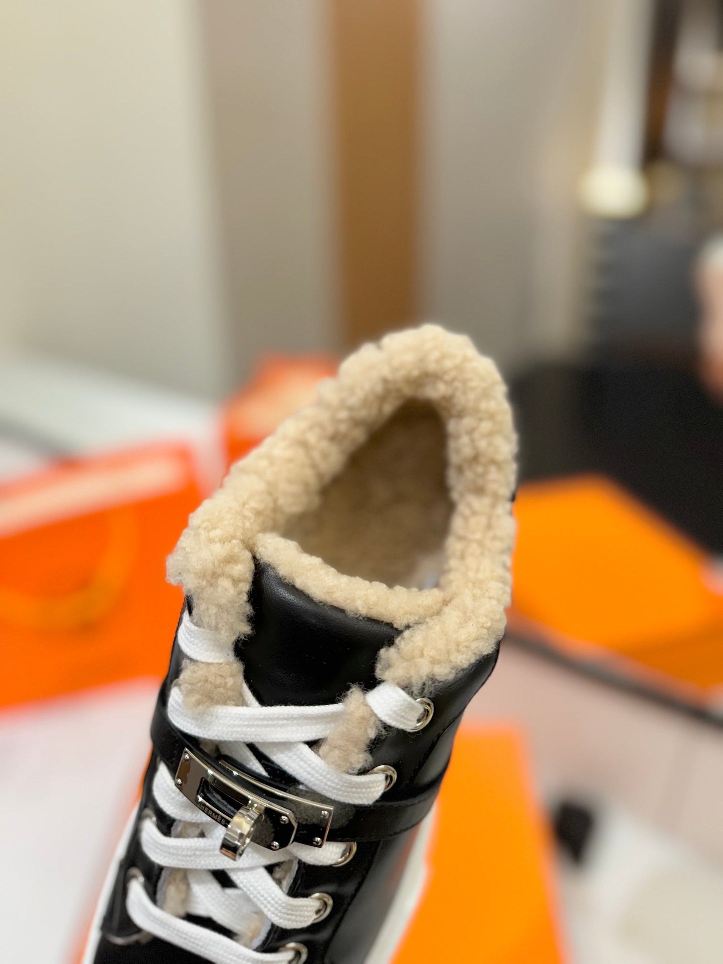 DAY SNEAKER IN BLACK CALFSKIN AND FLEECE LINING - 35