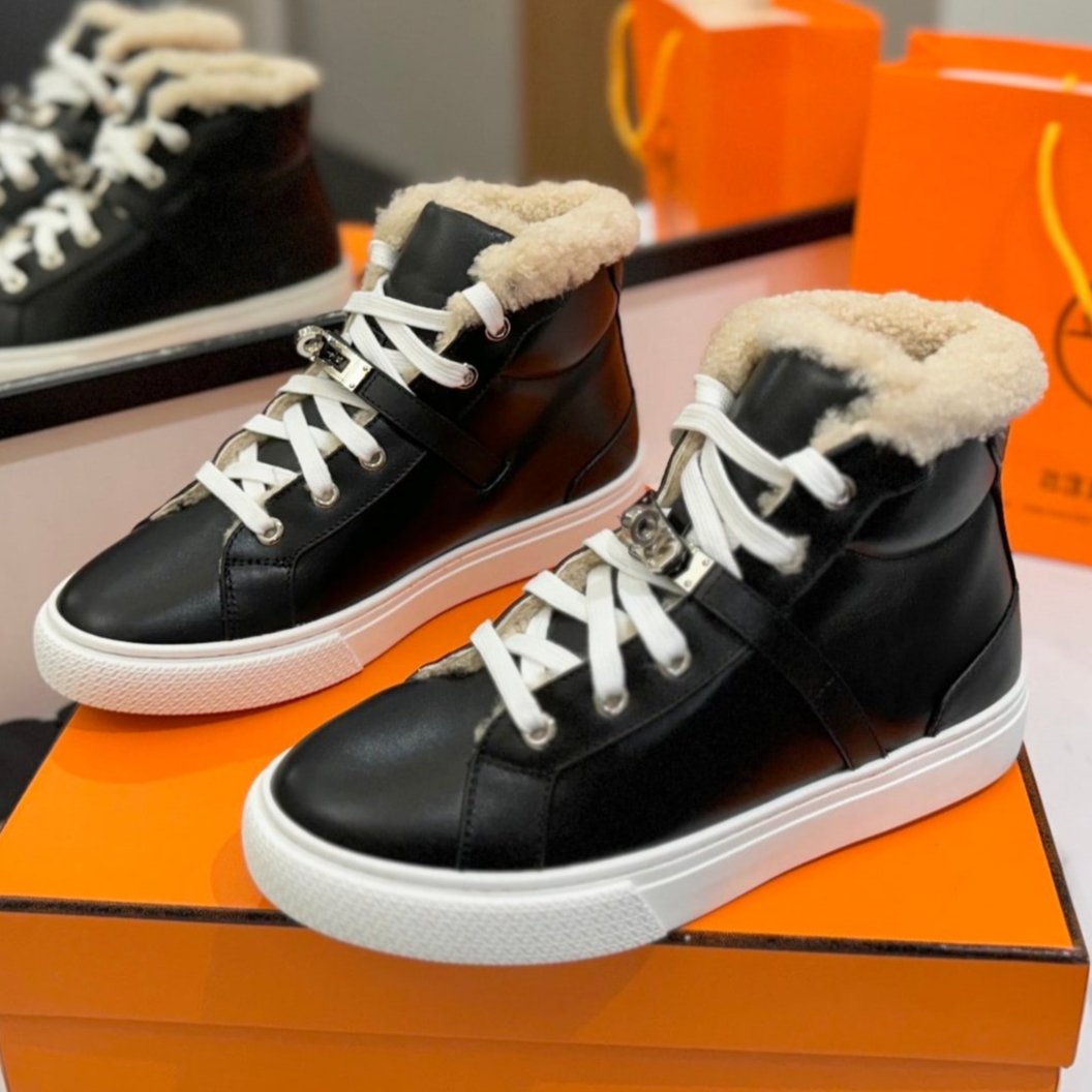 CHEALSEA BOOTS IN BLACK LAMBSKIN AND FLEECE LINING - 35