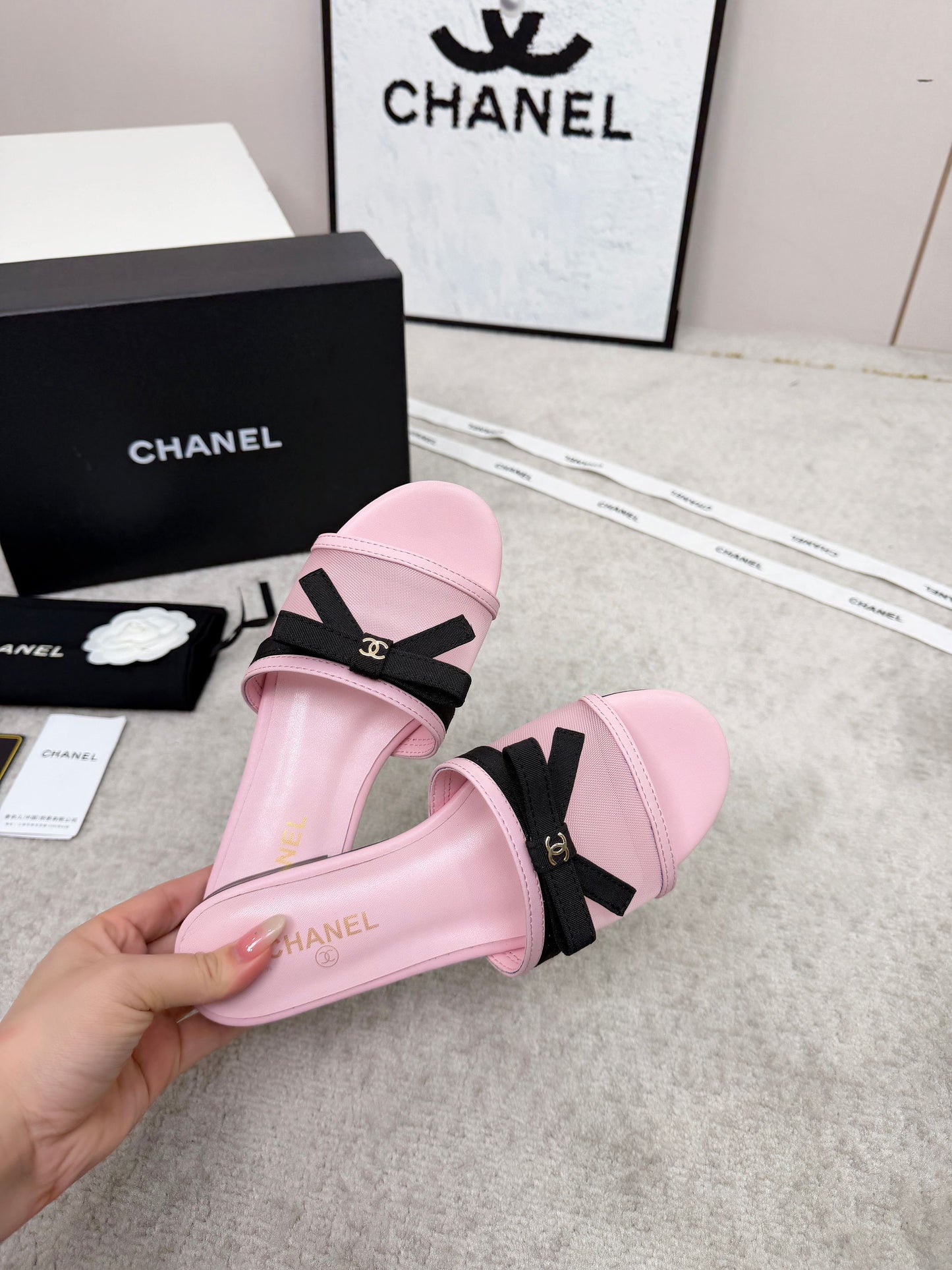 CHANEL 26S SLIDE SANDALS IN PINK MESH AND CALFSKIN WITH BLACK RIBBON