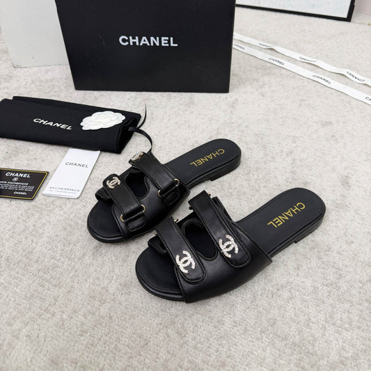 БОСОНІЖКИ-САНДАЛІЇ CHANEL 26S З ПОДВІЙНИМИ РЕМІНЦЯМИ, ЧОРНА ТЕЛЯЧА ШКІРА