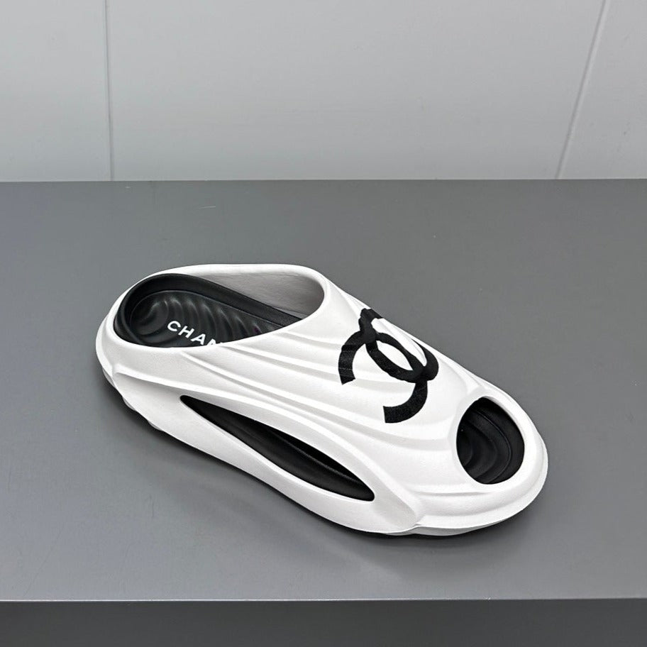 New Double C Foam Lightweight Slippers Boat White Black - 35