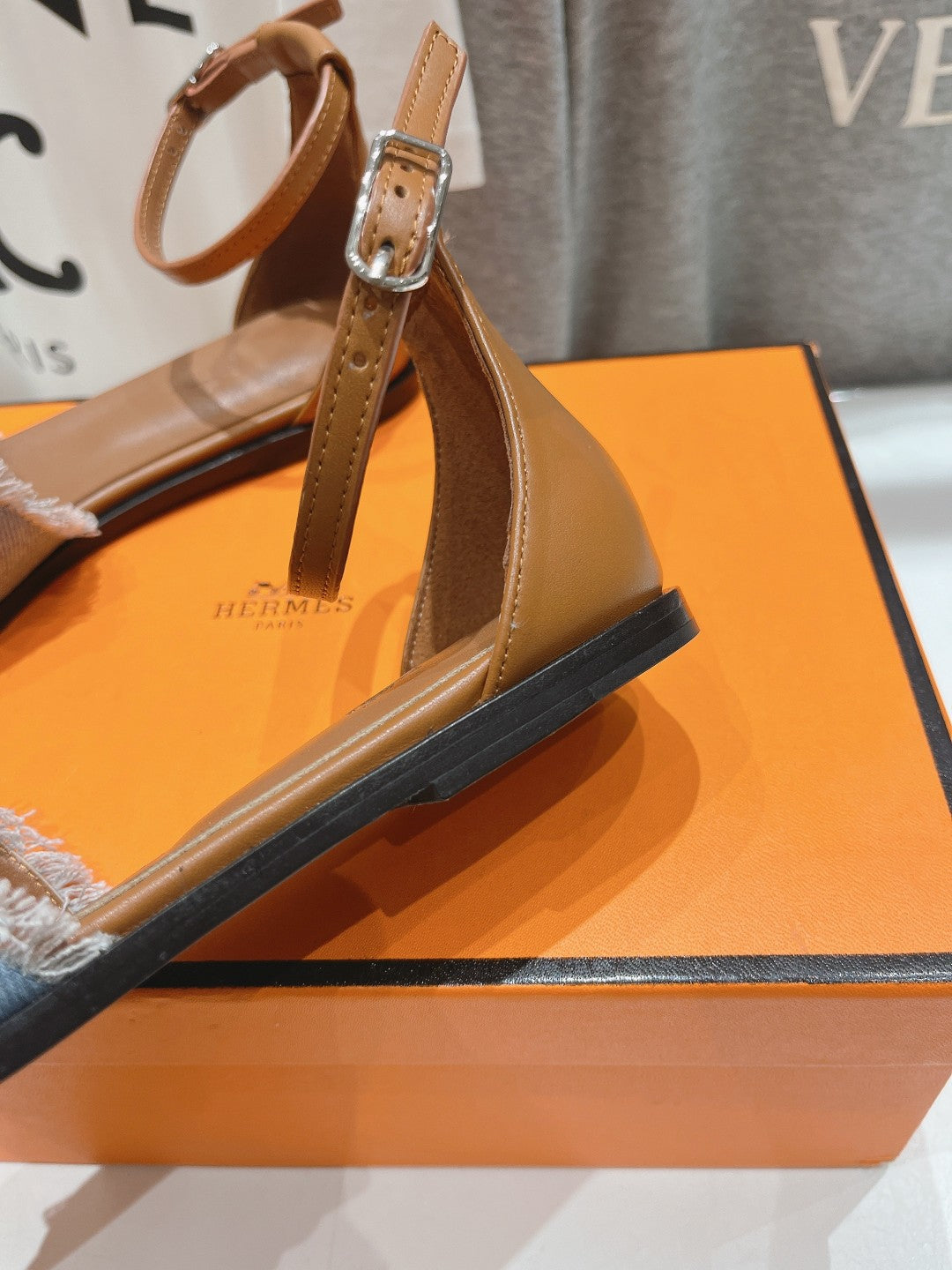 SANTORINI SANDAL BLEU CLAIR LAMBSKIN - 35