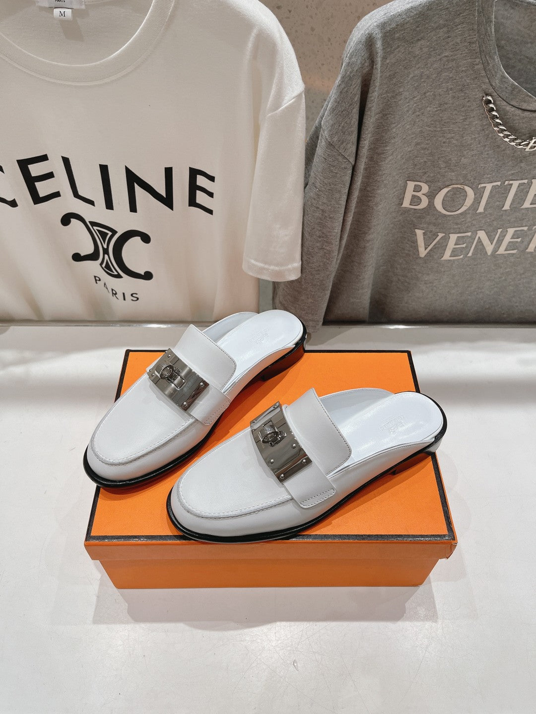 IOTA MULE WHITE CALFSKIN - 35