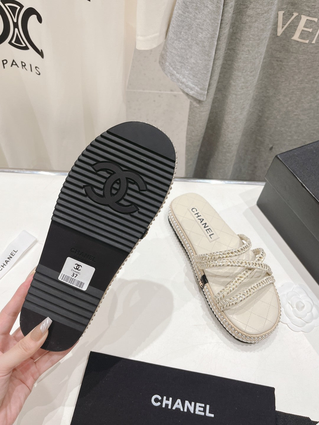 WOVEN STRAP SLIPPERS IN WHITE LAMBSKIN - 35
