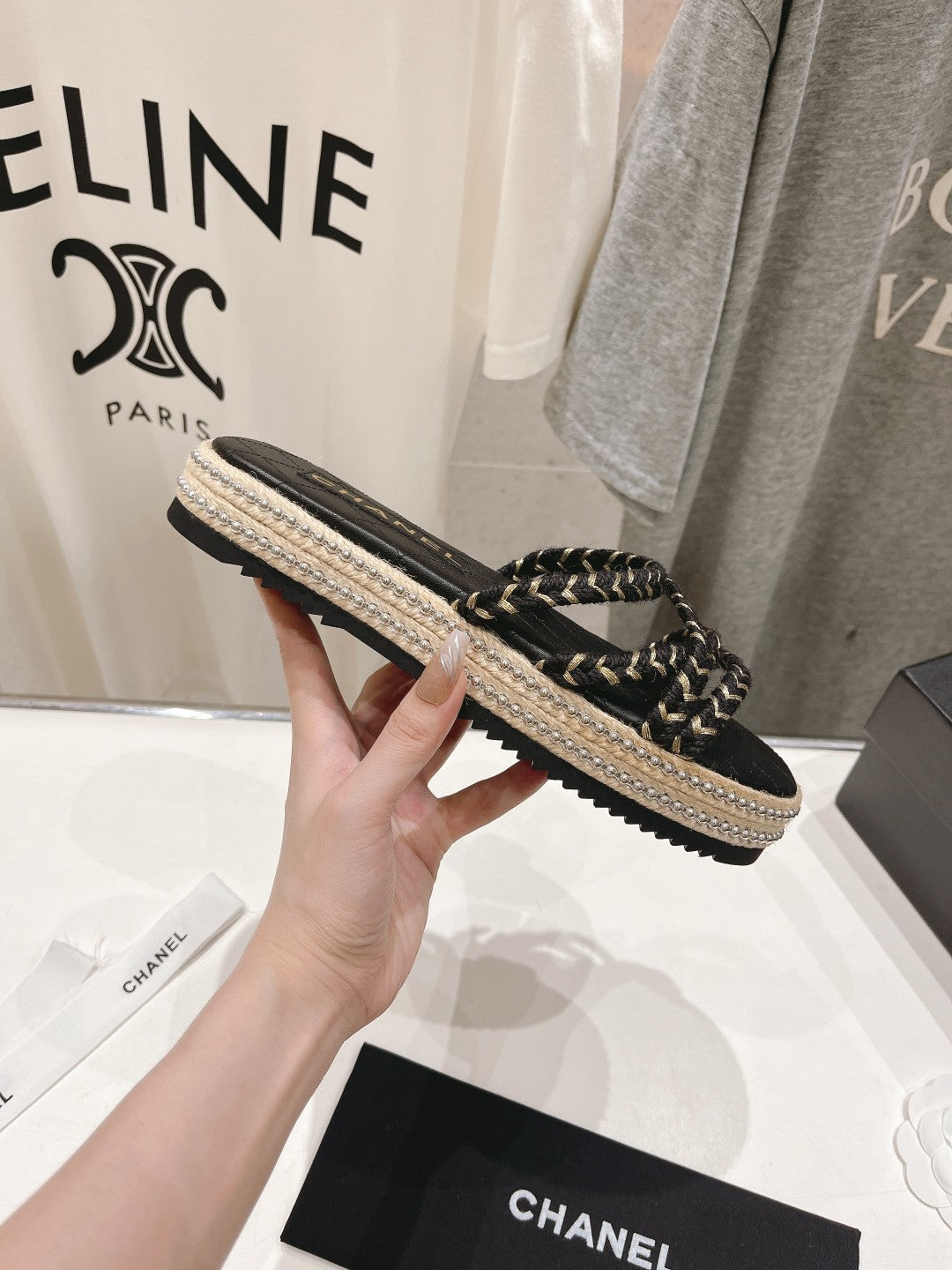 WOVEN STRAP SLIPPERS IN BLACK LAMBSKIN - 35