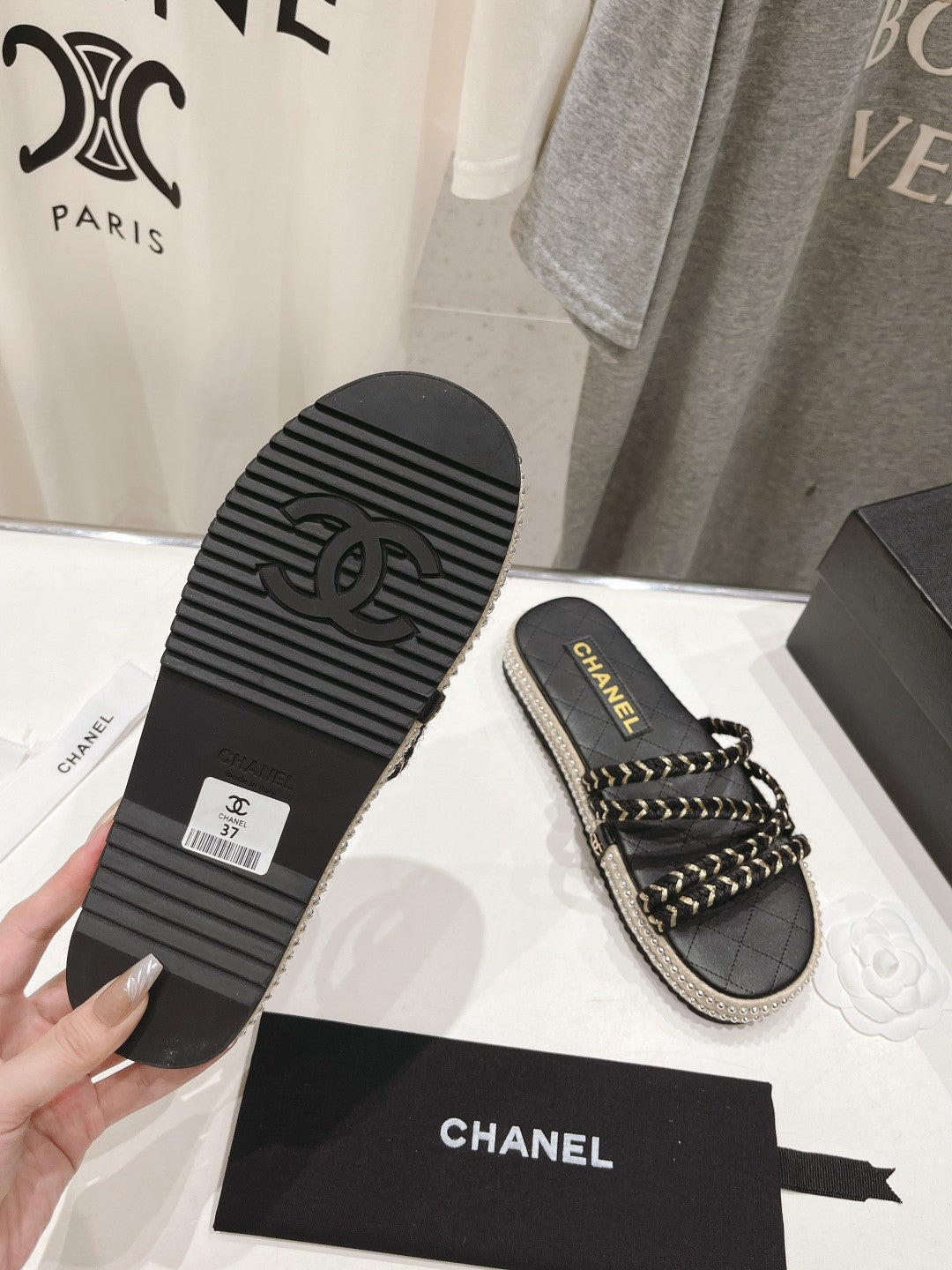WOVEN STRAP SLIPPERS IN BLACK LAMBSKIN - 35
