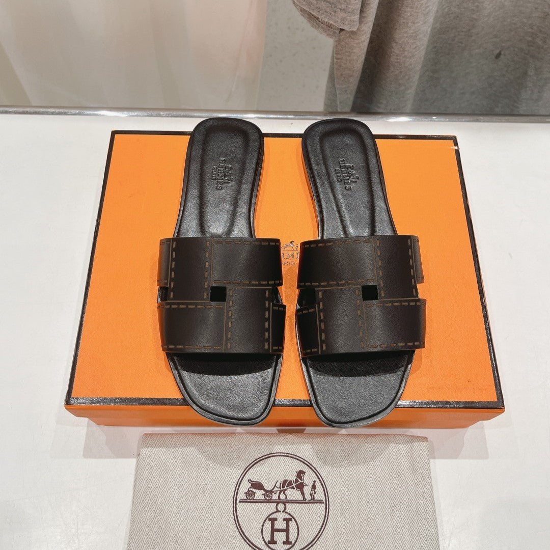 Idioma Sandal Black Calfskin - 35