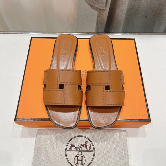 Idioma Sandal Tan Calfskin - 35
