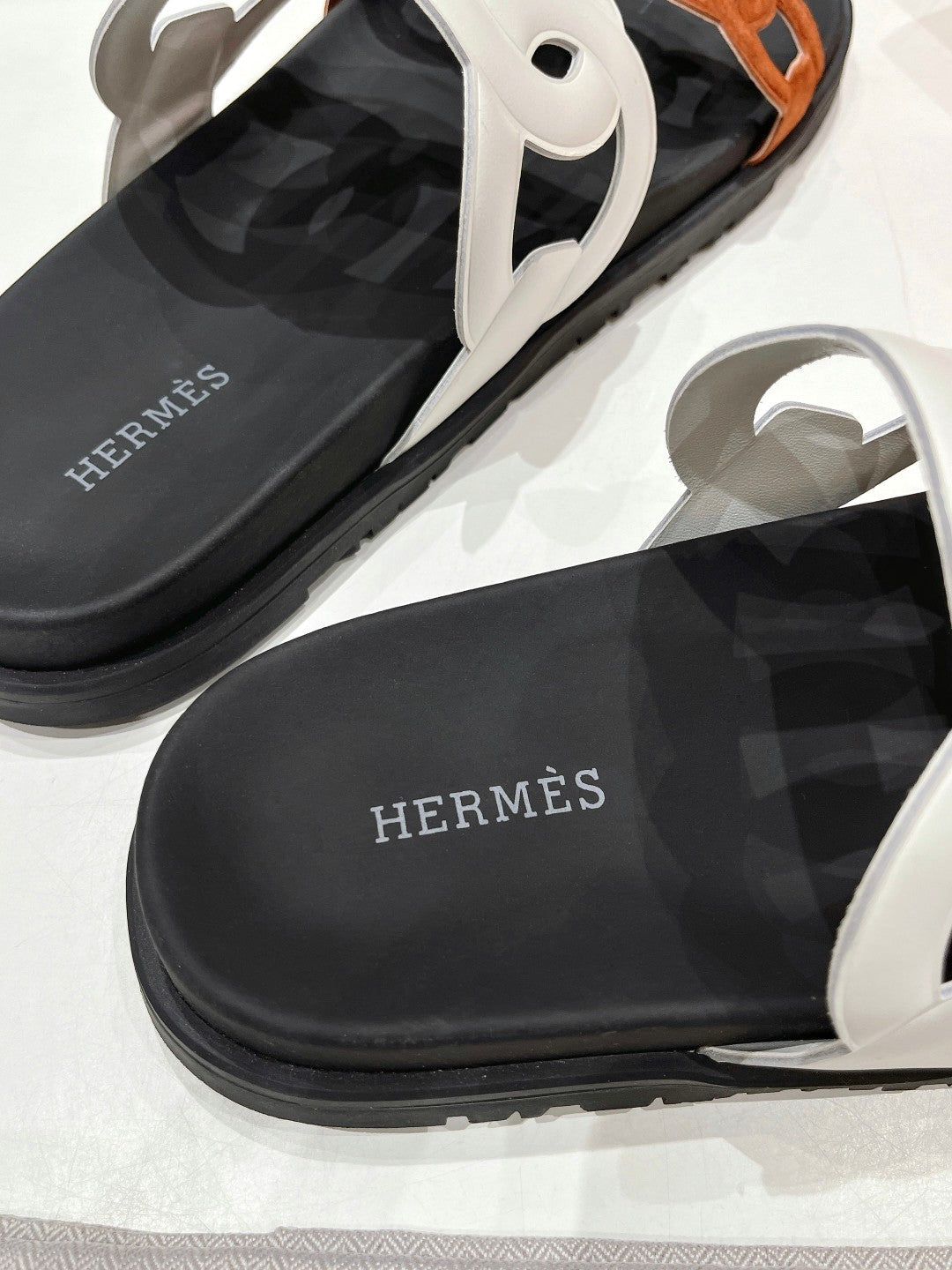 EXTRA SANDAL BLACK MIX WHITE MIX SYRUP CALFSKIN - 35