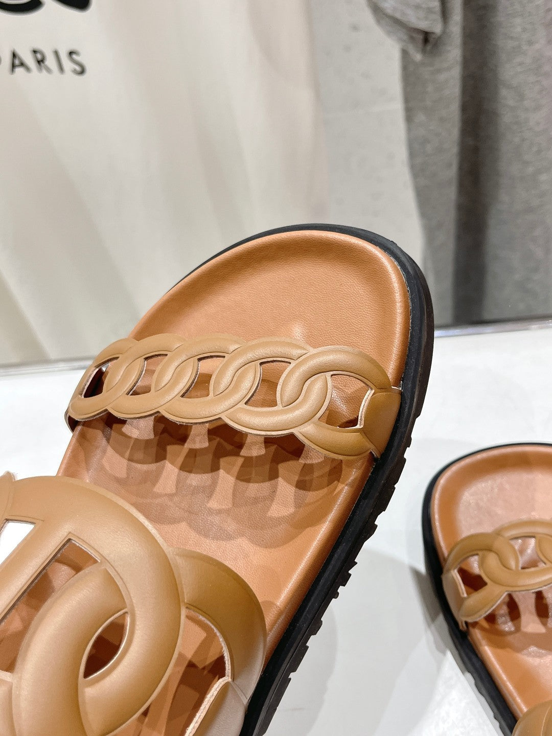 EXTRA SANDAL CARAMEL CALFSKIN - 35