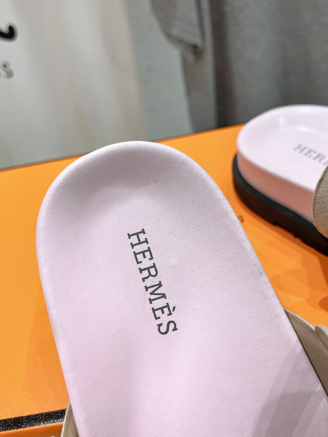 EXTRA SANDAL PASTEL PINK CALFSKIN - 35
