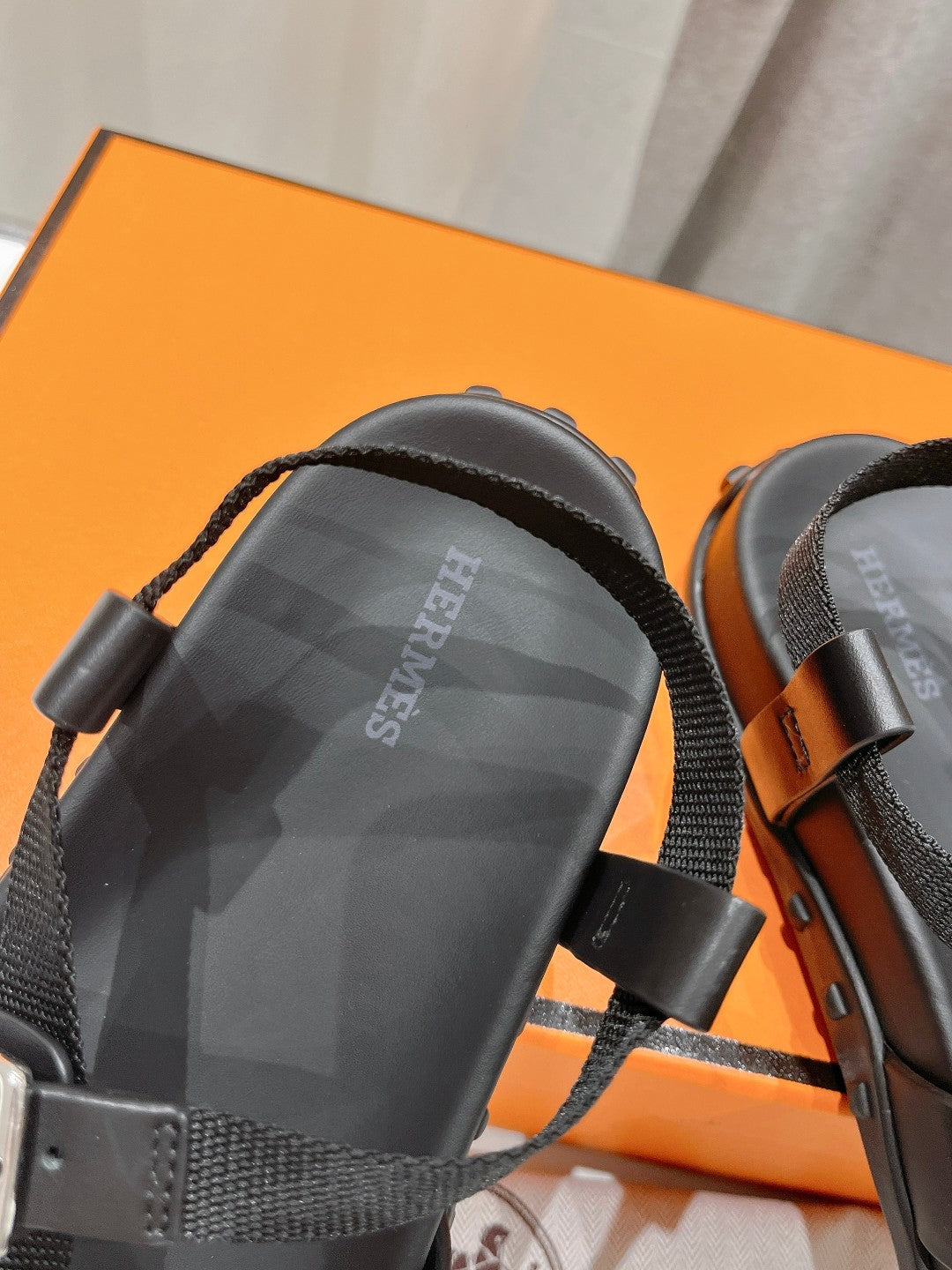 SANDAL BRAIDED 30 BLACK CALFSKIN - 35