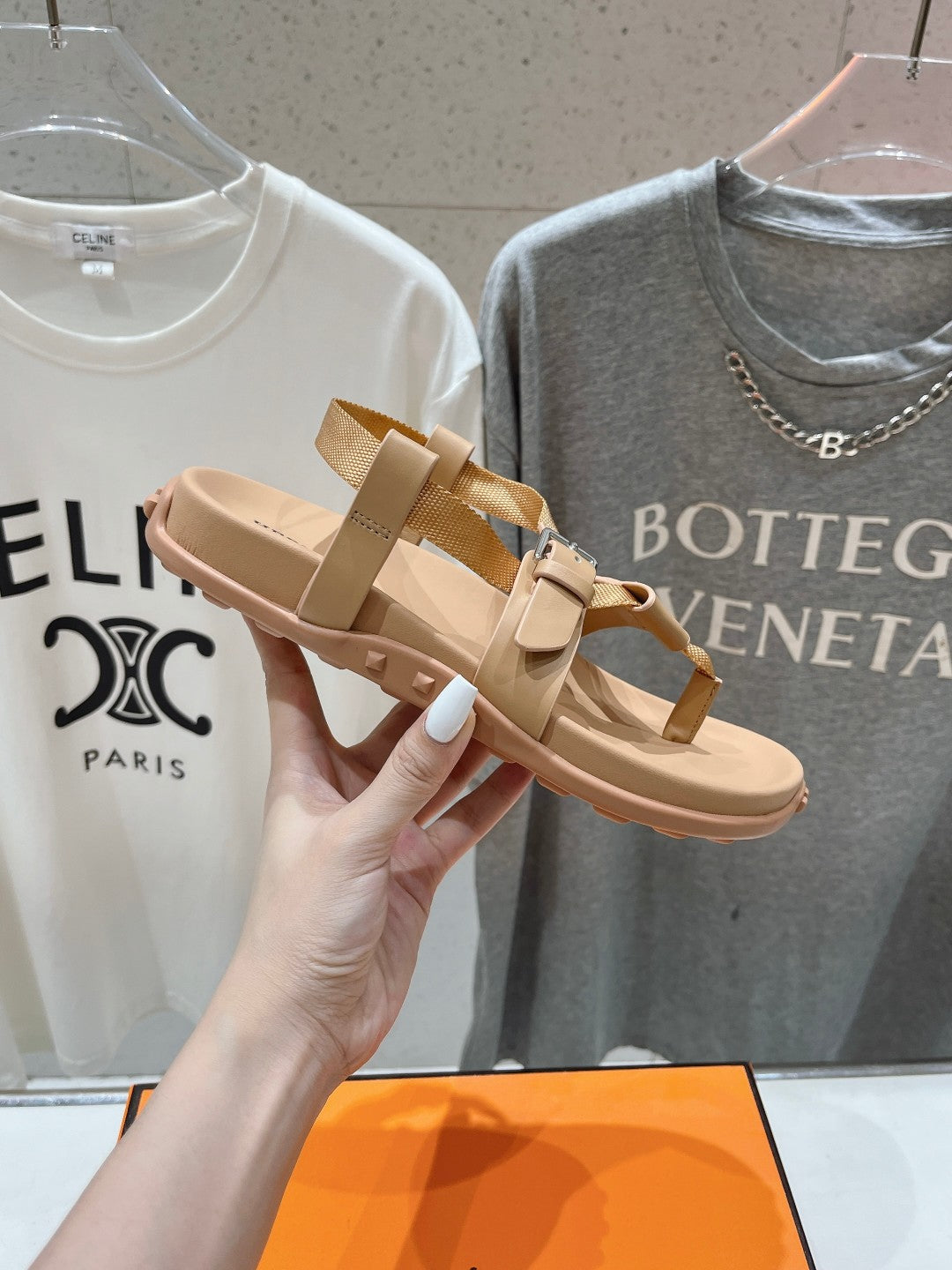 SANDAL BRAIDED 30 CHAMPAGNE CALFSKIN - 35