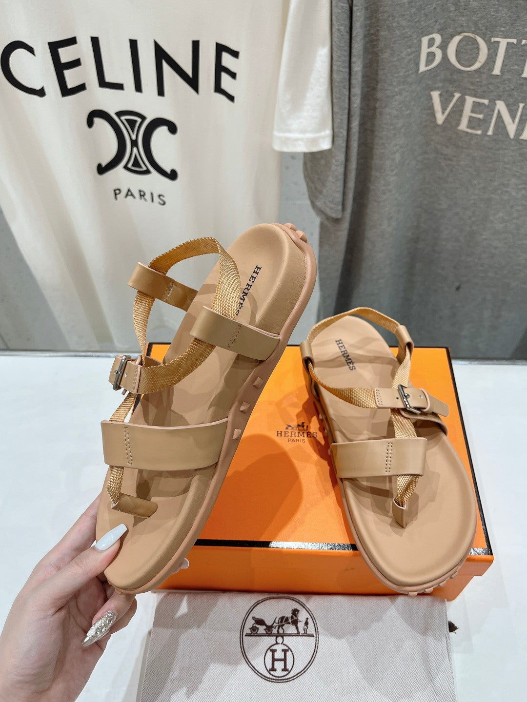 SANDAL BRAIDED 30 CHAMPAGNE CALFSKIN - 35