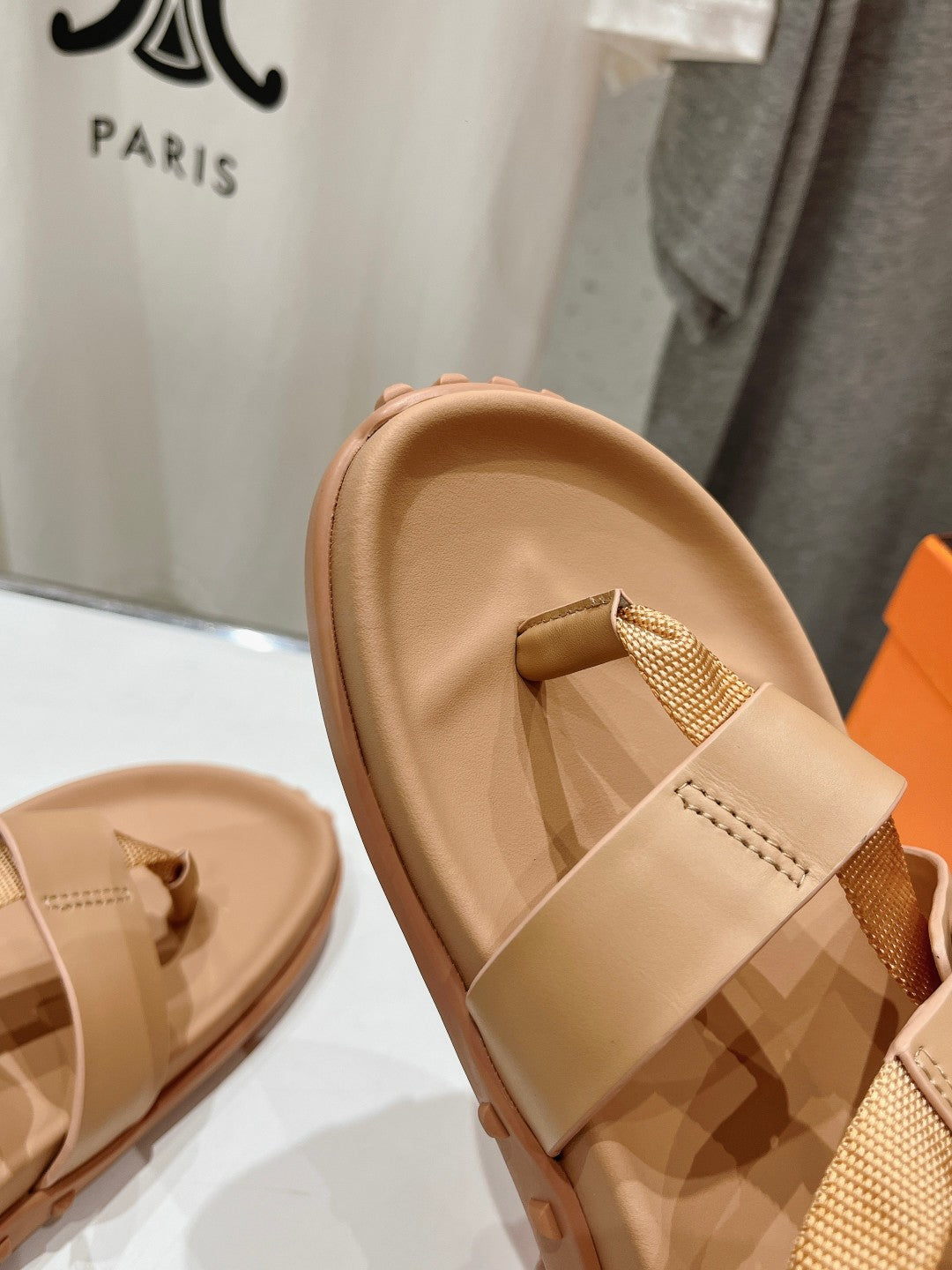 SANDAL BRAIDED 30 CHAMPAGNE CALFSKIN - 35