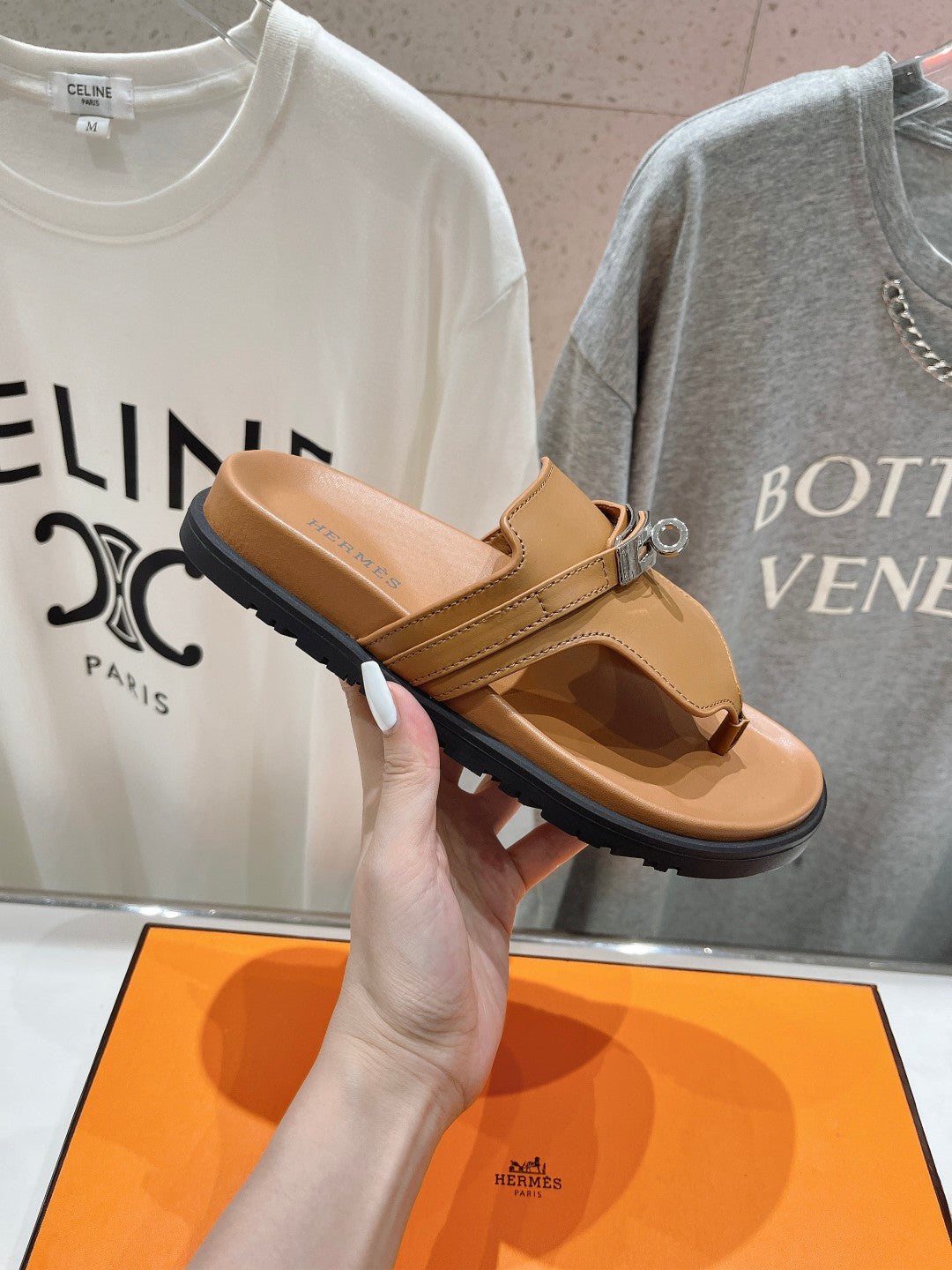 EMPIRE SANDAL CARAMEL CALFSKIN - 35