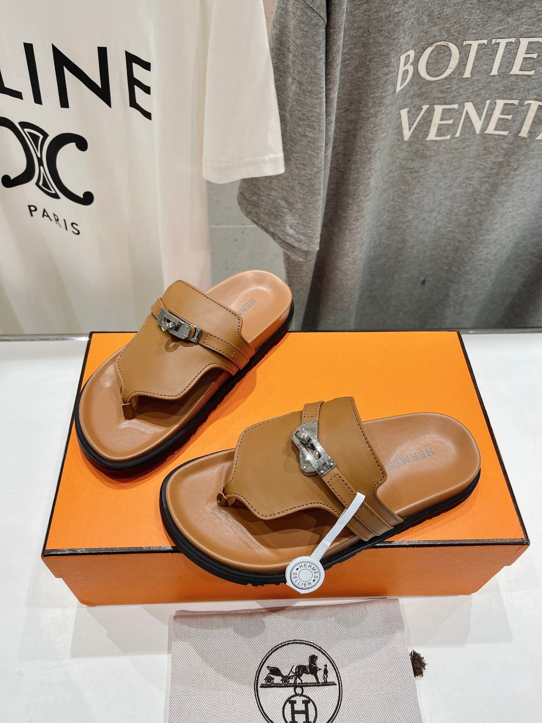 EMPIRE SANDAL CARAMEL CALFSKIN - 35