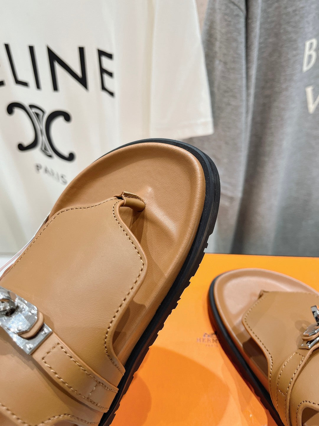 EMPIRE SANDAL CARAMEL CALFSKIN - 35