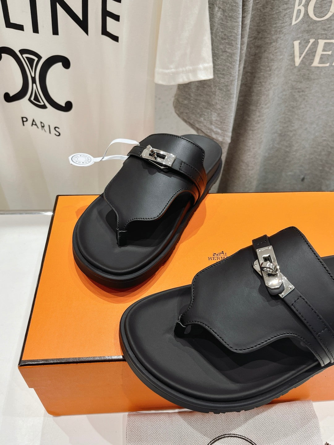 EMPIRE SANDAL BLACK CALFSKIN - 35