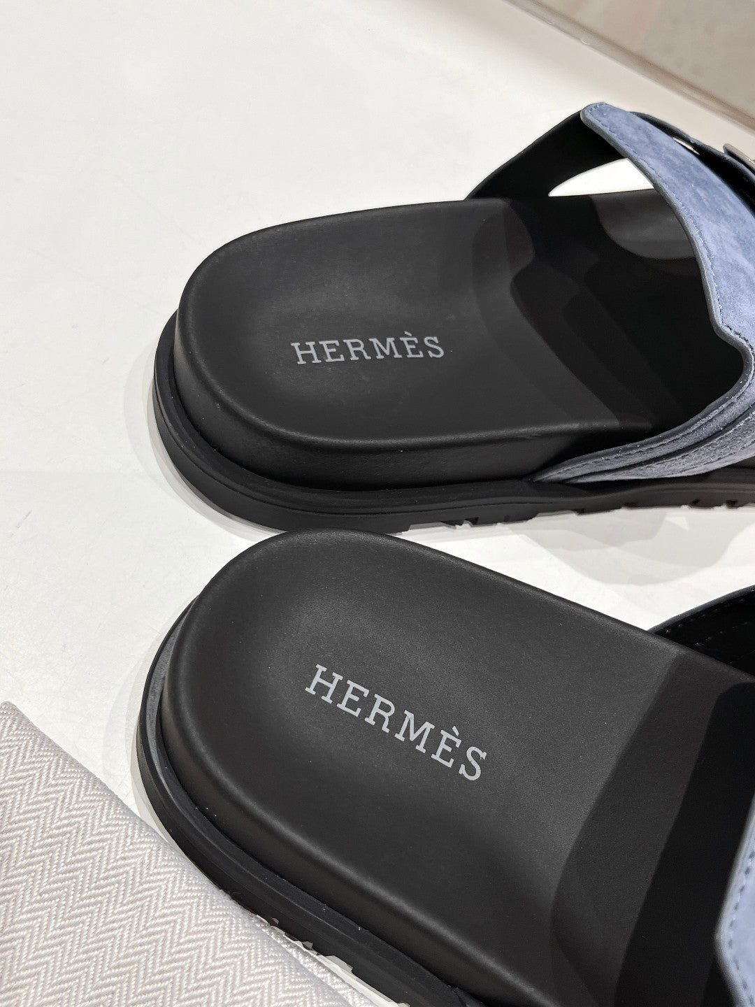 EMPIRE SANDAL BLACK MIX STONE SUEDE - 35
