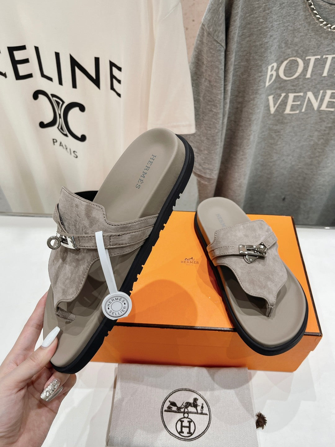 EMPIRE SANDAL LIGHT GRAY SUEDE - 35