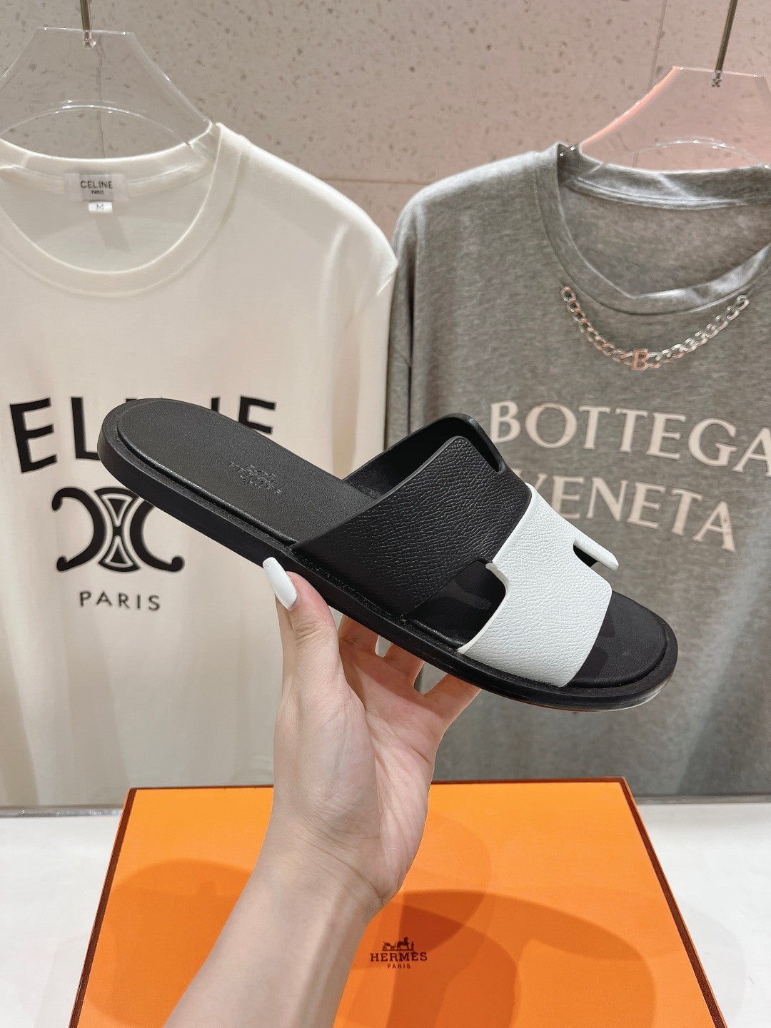 IZMIR SANDAL BLACK MIX WHITE LAMBSKIN - 35