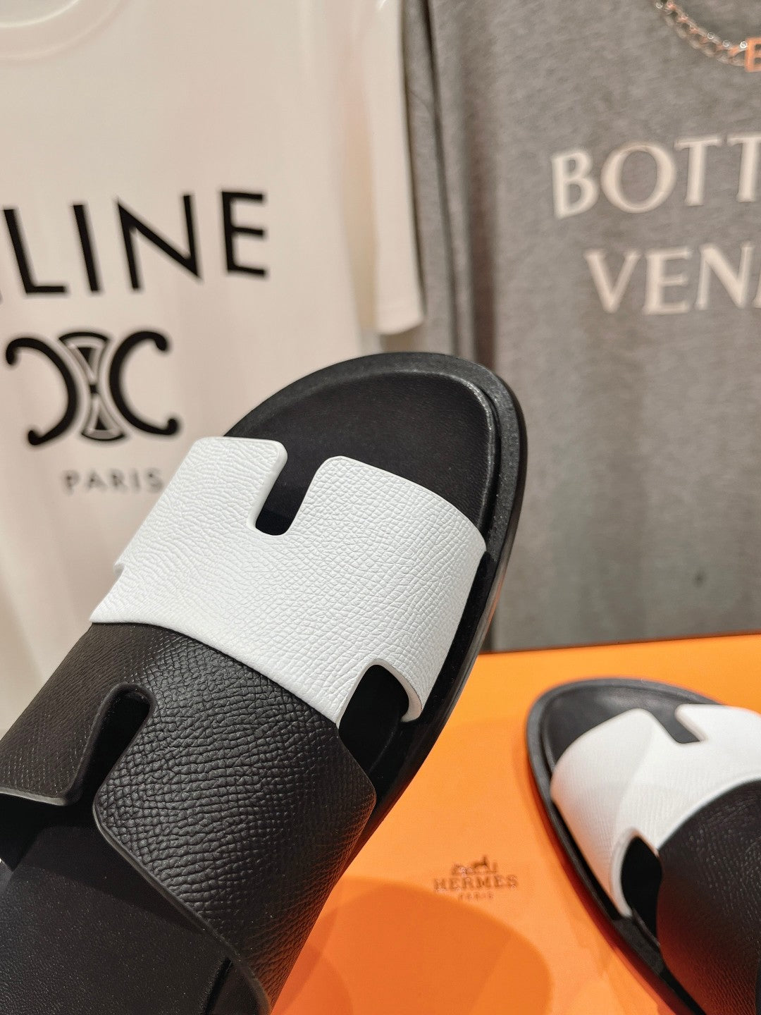 IZMIR SANDAL BLACK MIX WHITE LAMBSKIN - 35