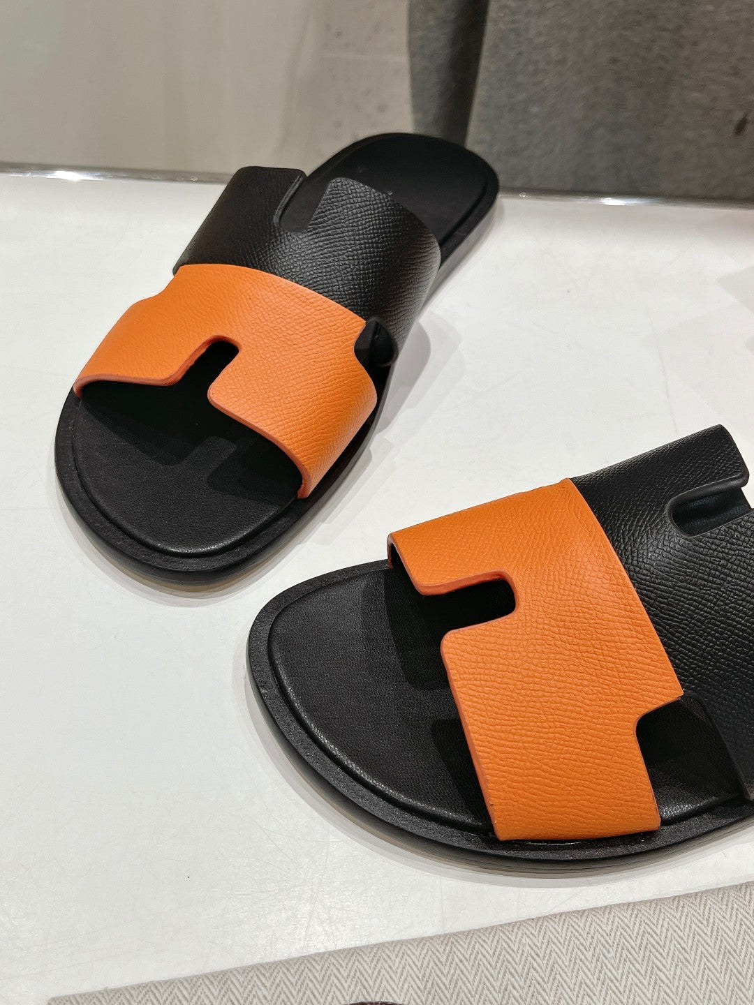 IZMIR SANDAL BLACK MIX ORANGE LAMBSKIN - 35