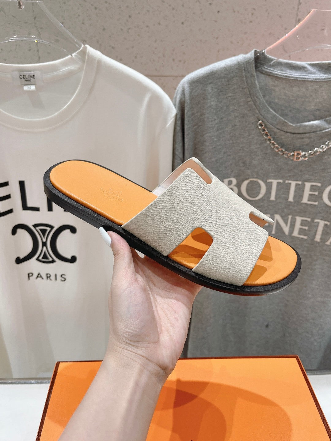 IZMIR SANDAL CREAM WHITE MIX LIGHT ORANGE LAMBSKIN - 35