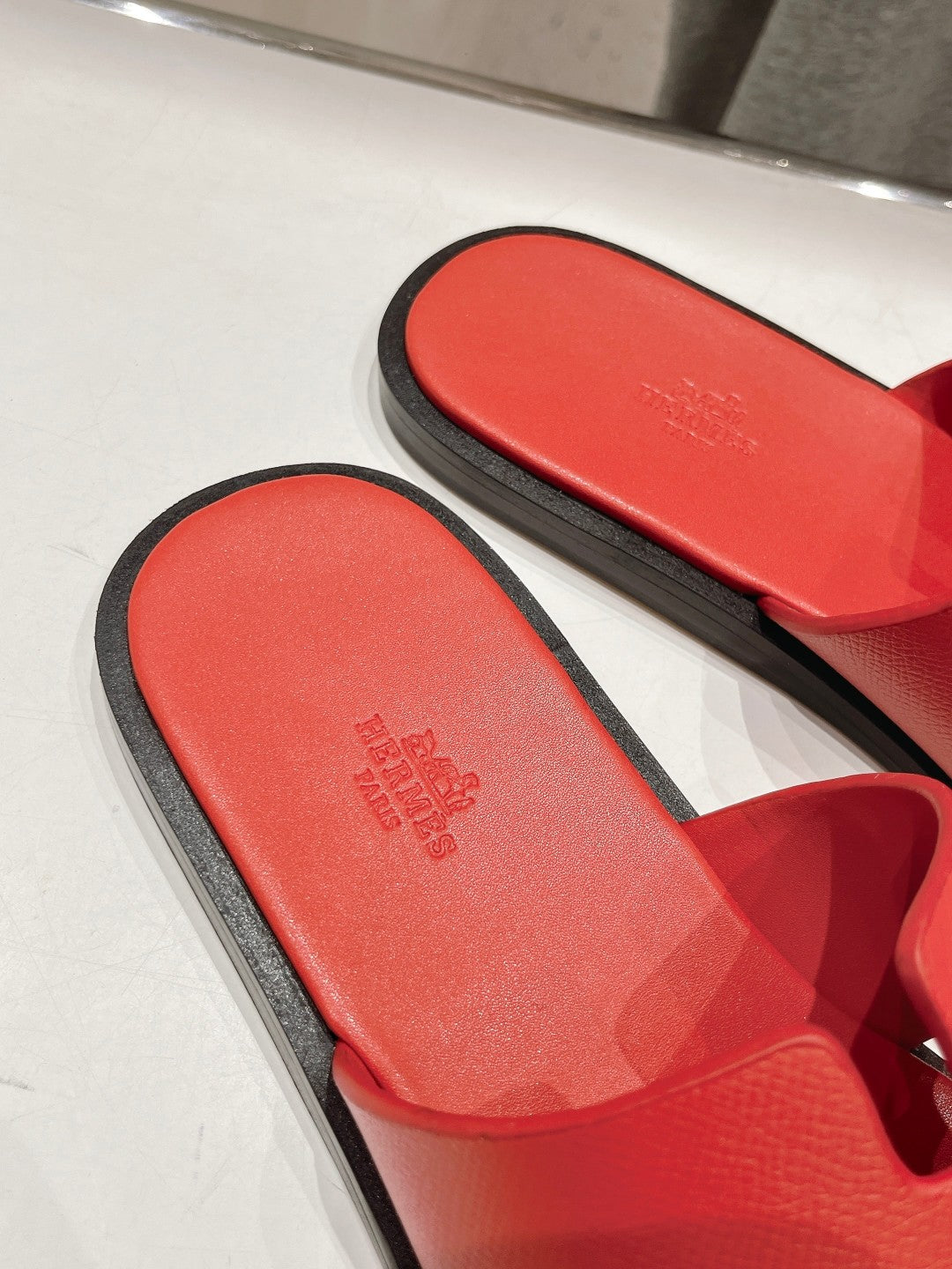 IZMIR SANDAL CRIMSON LAMBSKIN - 35