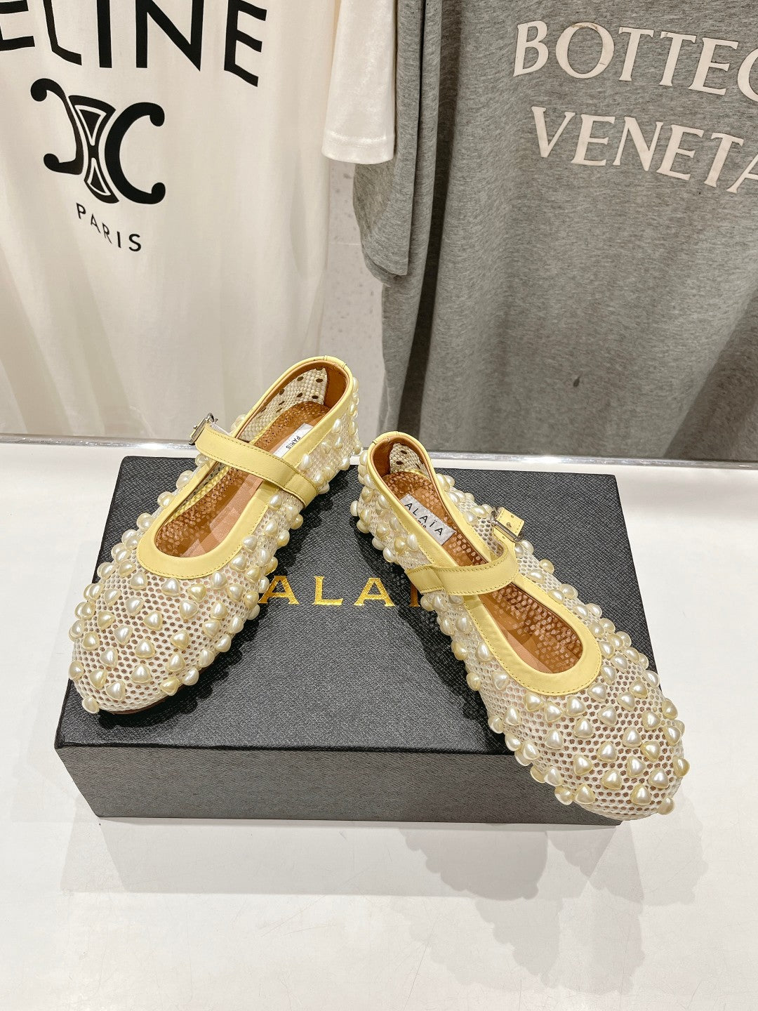 ALAIA PEARL MARY JANE SHOES IN LIGHT YELLOW MESH AND CALFSKIN - 35