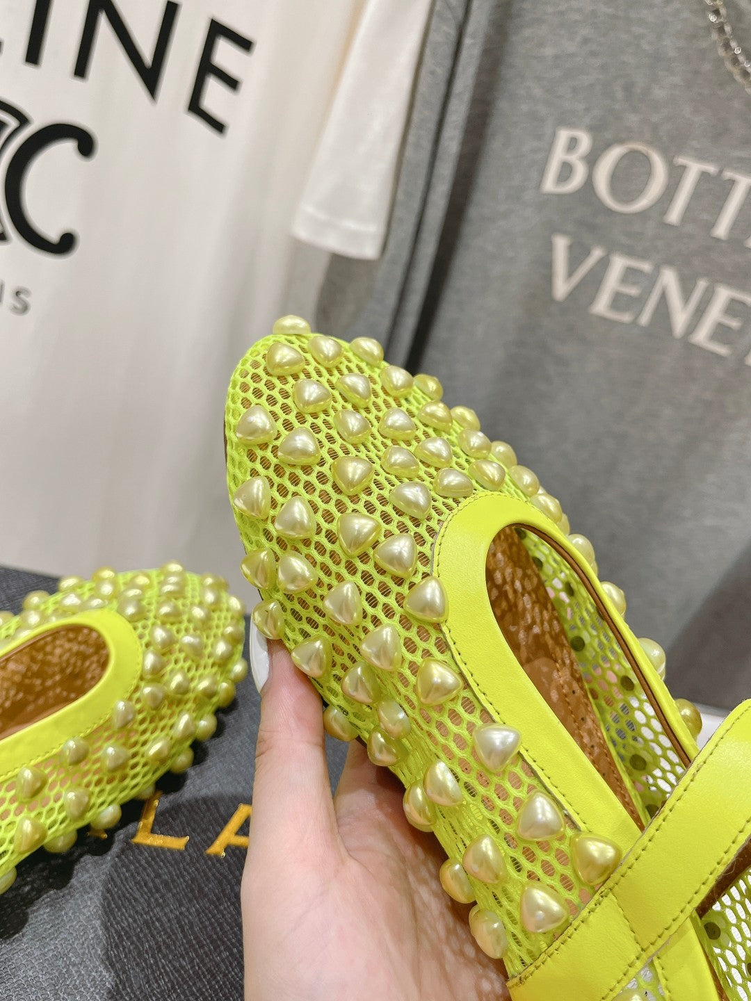 ALAIA PEARL MARY JANE SHOES IN NEON YELLOW MESH AND CALFSKIN - 35