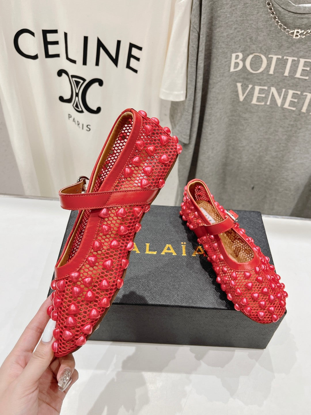 ALAIA PEARL MARY JANE SHOES IN CHERRY RED MESH AND CALFSKIN - 35