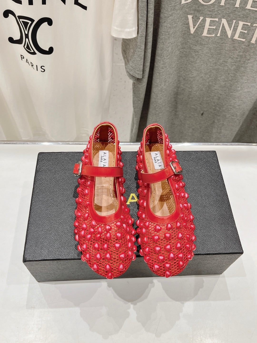 ALAIA PEARL MARY JANE SHOES IN CHERRY RED MESH AND CALFSKIN - 35