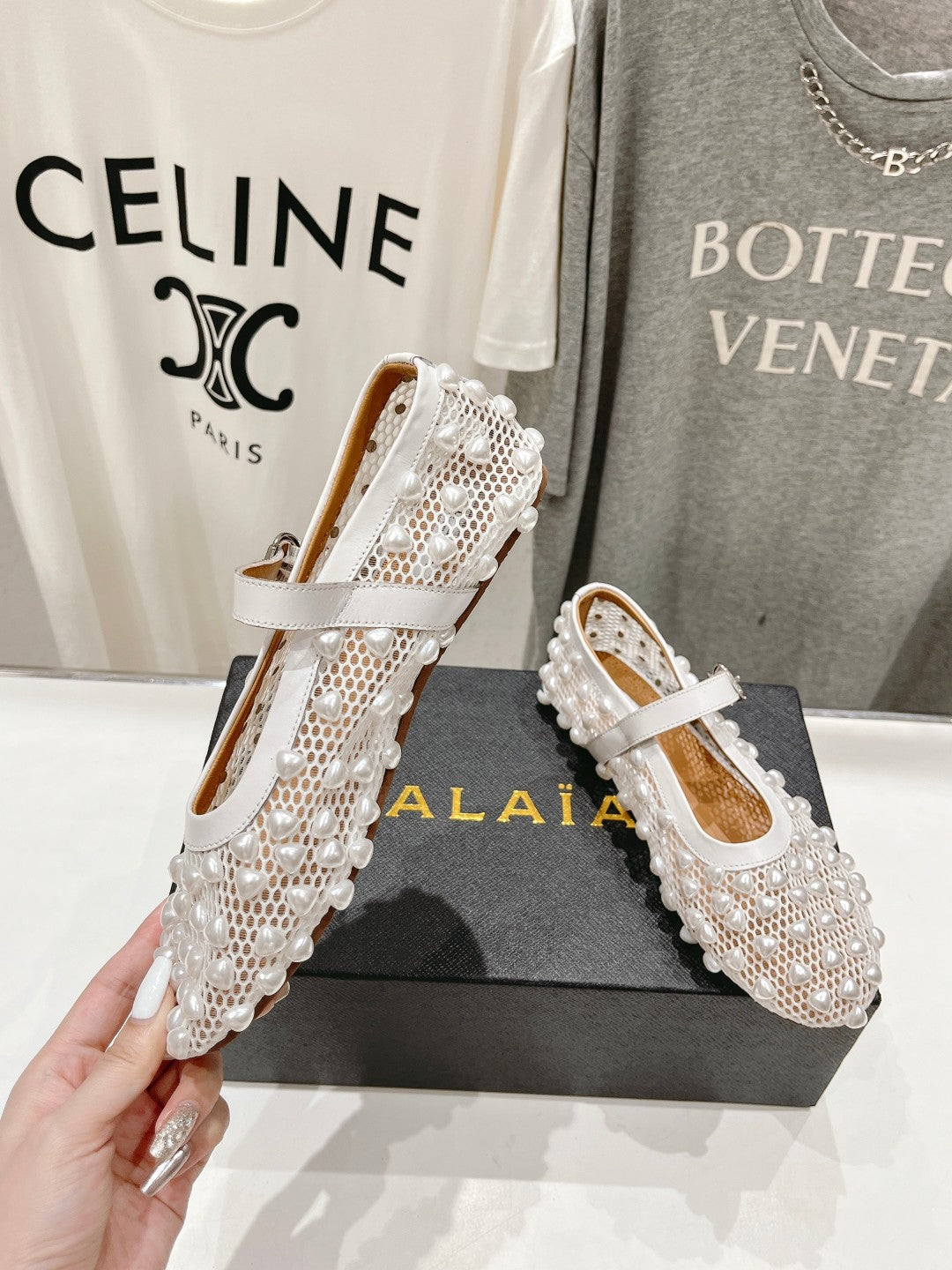 ALAIA PEARL MARY JANE SHOES IN WHITE MESH AND CALFSKIN - 35