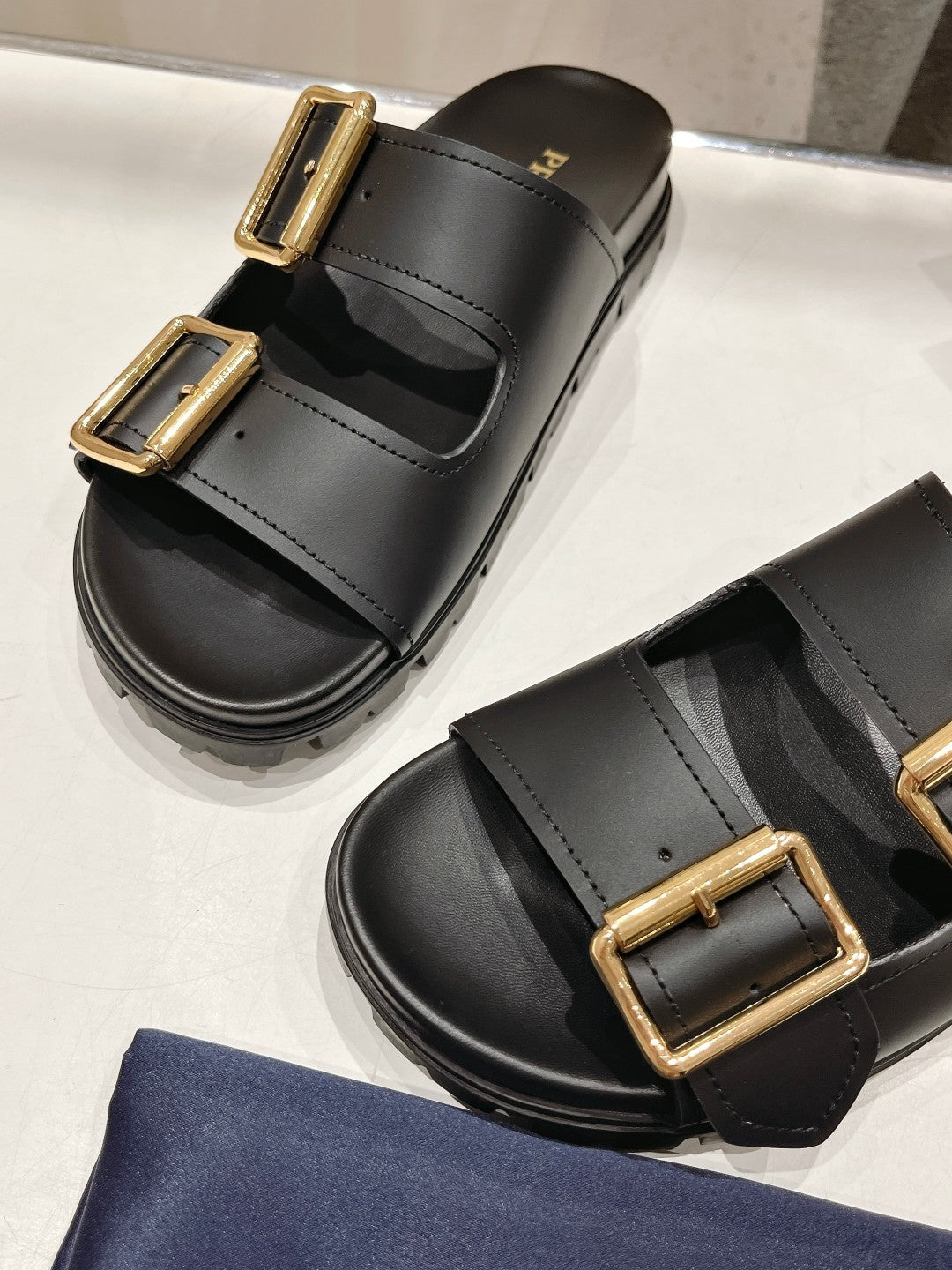 PRA STRAP SLIDES SANDALS BLACK CALFSKIN - 35