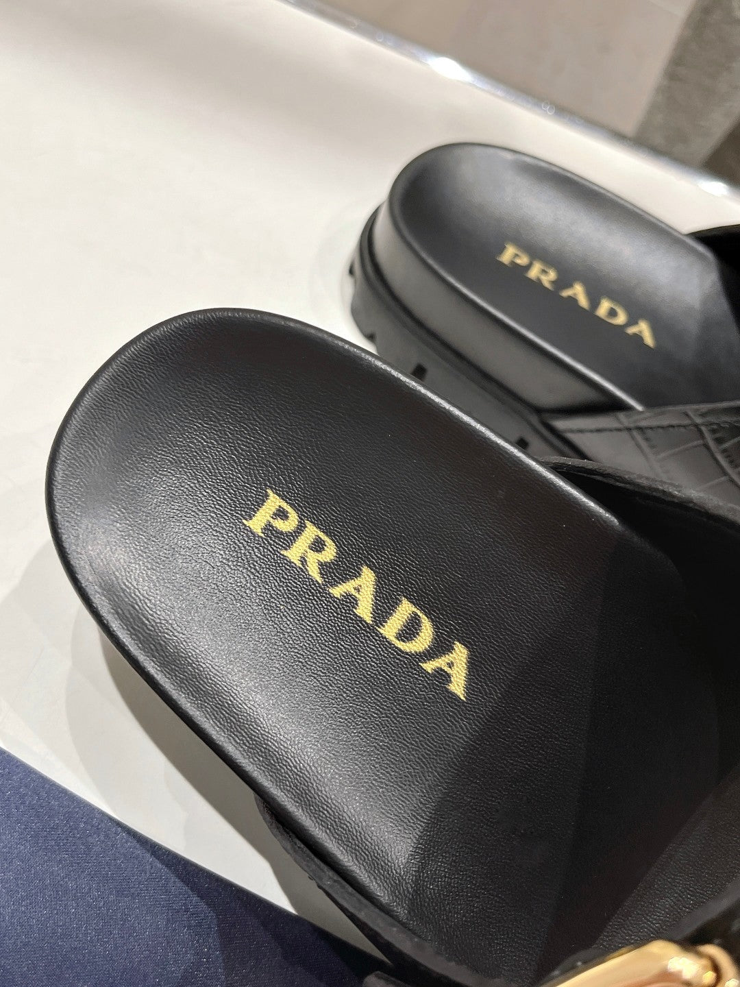 PRA CROCODILE MOTIF STRAP SLIDES SANDALS BLACK CALFSKIN - 35