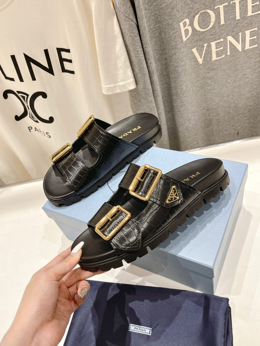 PRA CROCODILE MOTIF STRAP SLIDES SANDALS BLACK CALFSKIN - 35