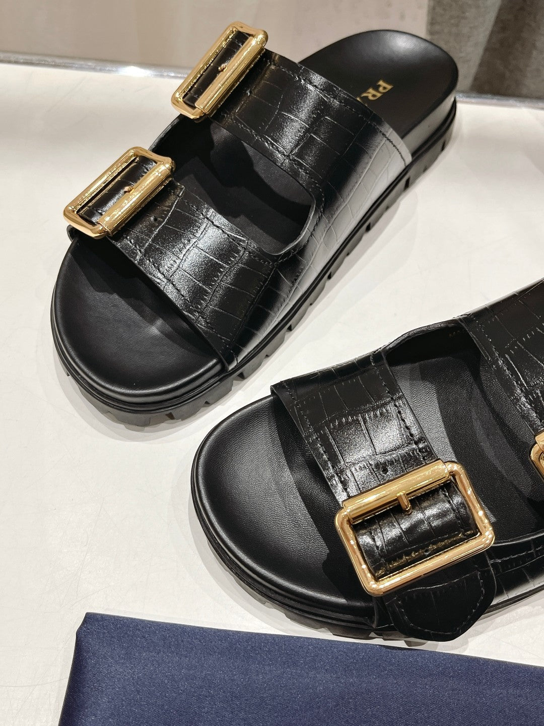PRA CROCODILE MOTIF STRAP SLIDES SANDALS BLACK CALFSKIN - 35