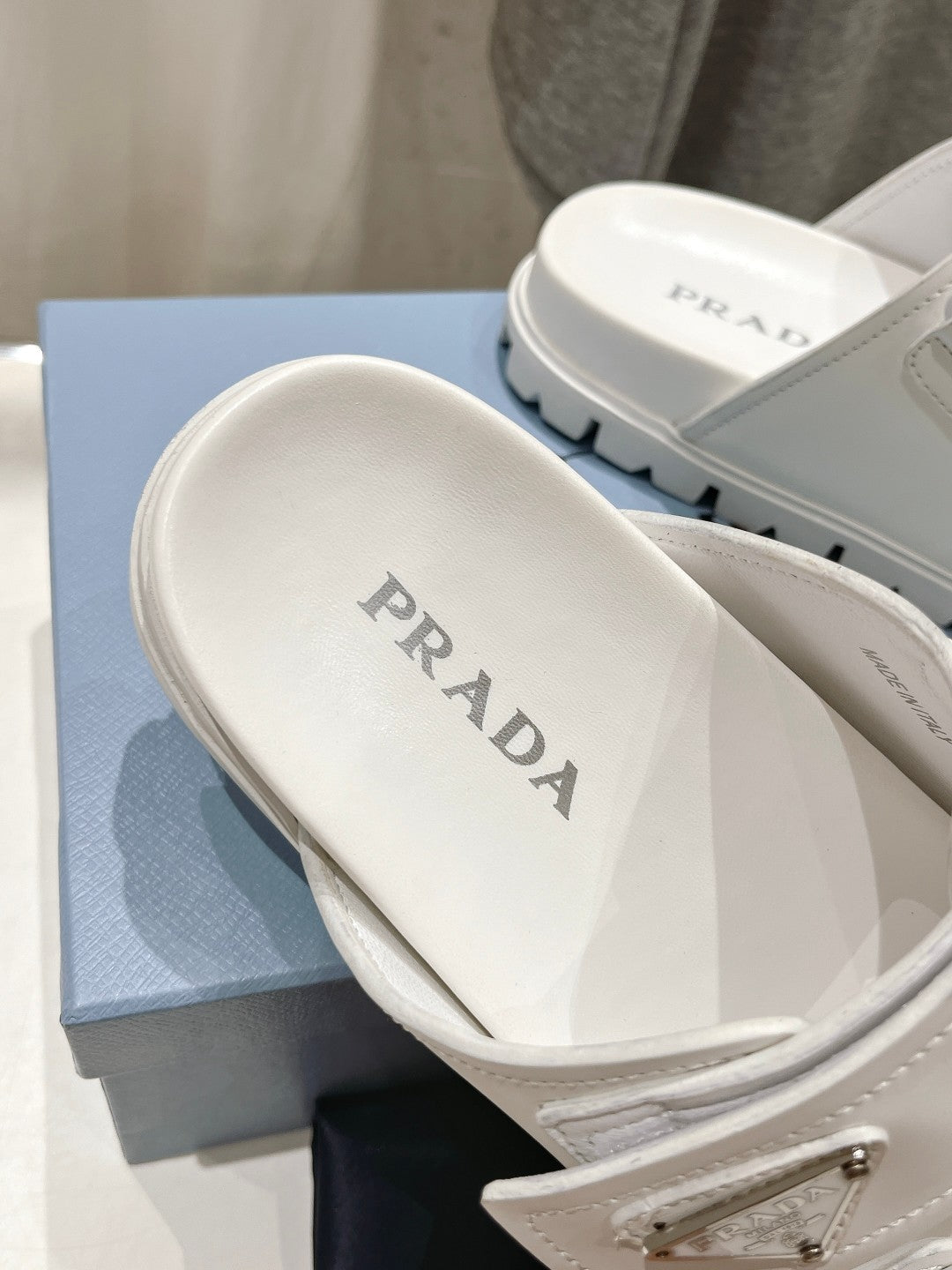 PRA STRAP SANDALS WHITE CALFSKIN - 35